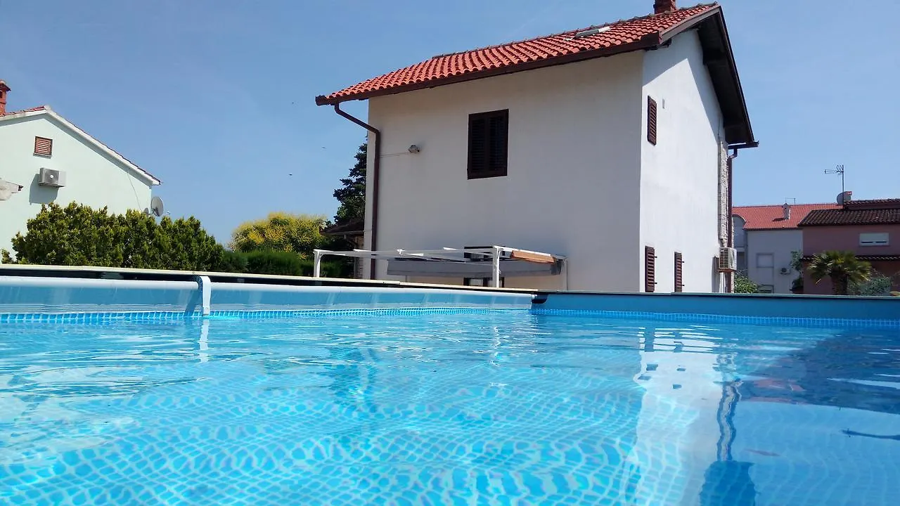 Villa Leona Medulin 0*,  Croatia